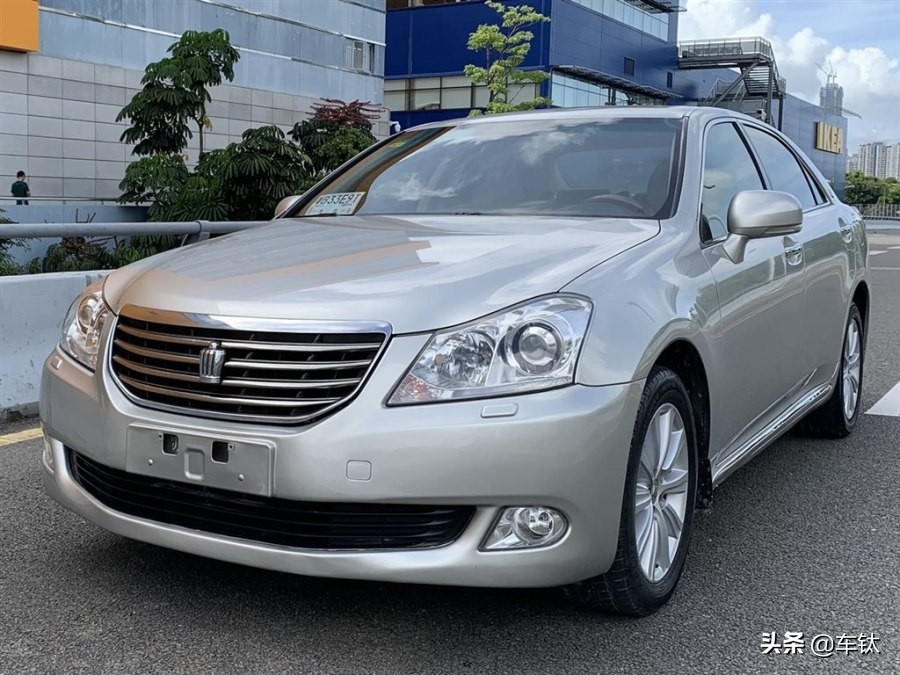 二手皇冠车