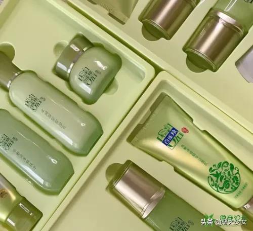 美妆品类好物清洁面膜
