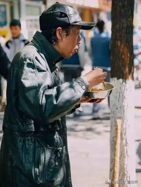 深圳到武汉有多远？