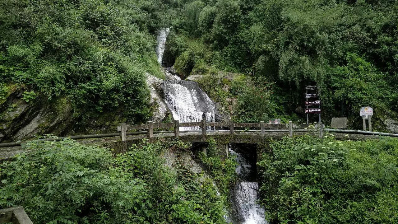 大理到重庆沿途旅游攻略？