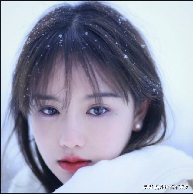 美妆好物推荐博主直播
