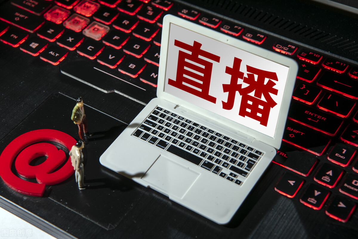 中国人在海外生活靠自己，中国人在海外生活靠自己赚钱