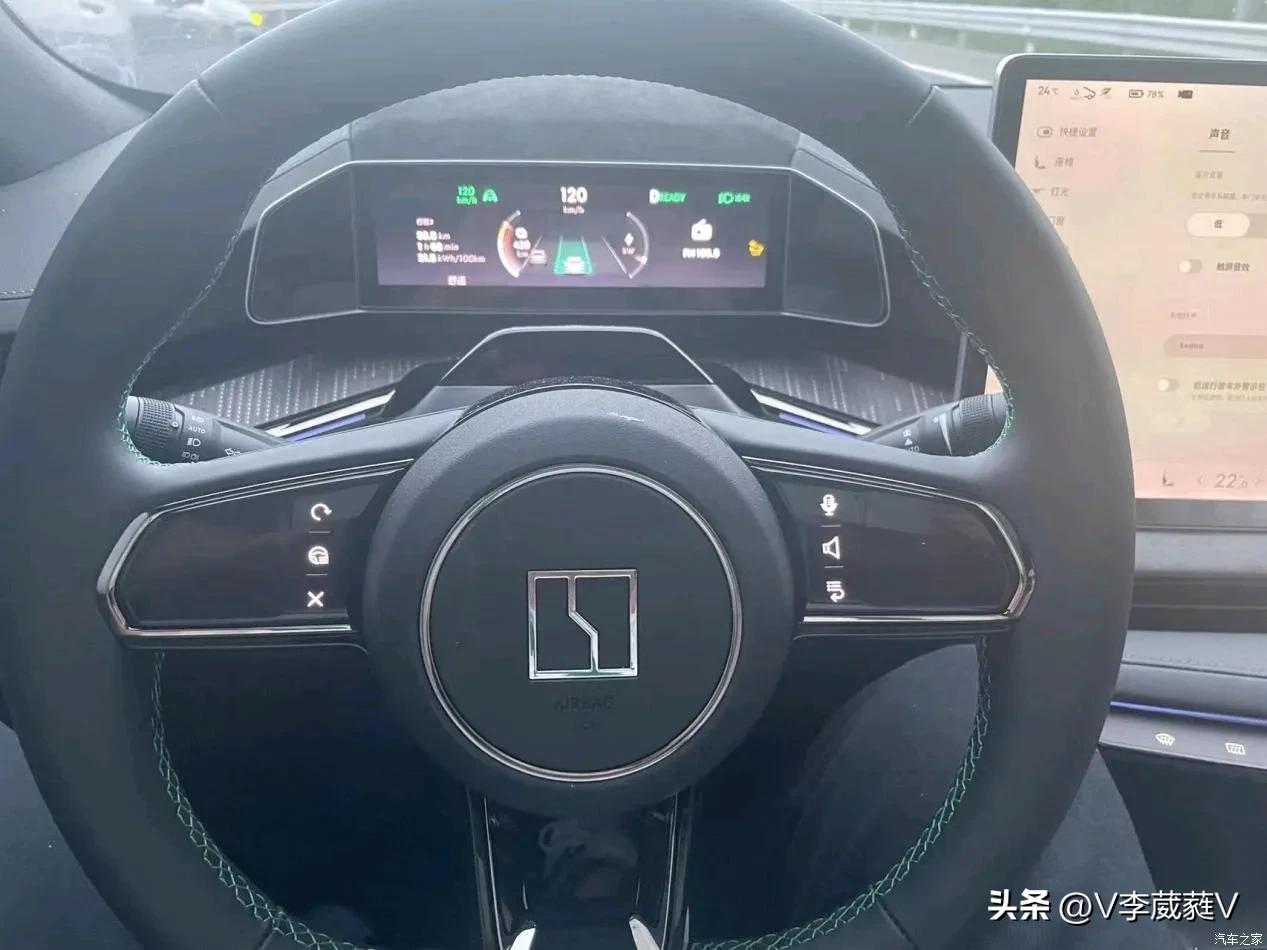 宝马a4