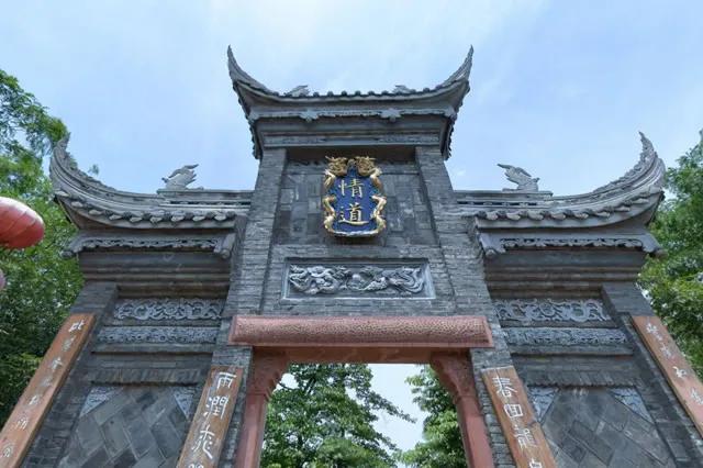 [成都有什么景点]成都八大景点排行榜？