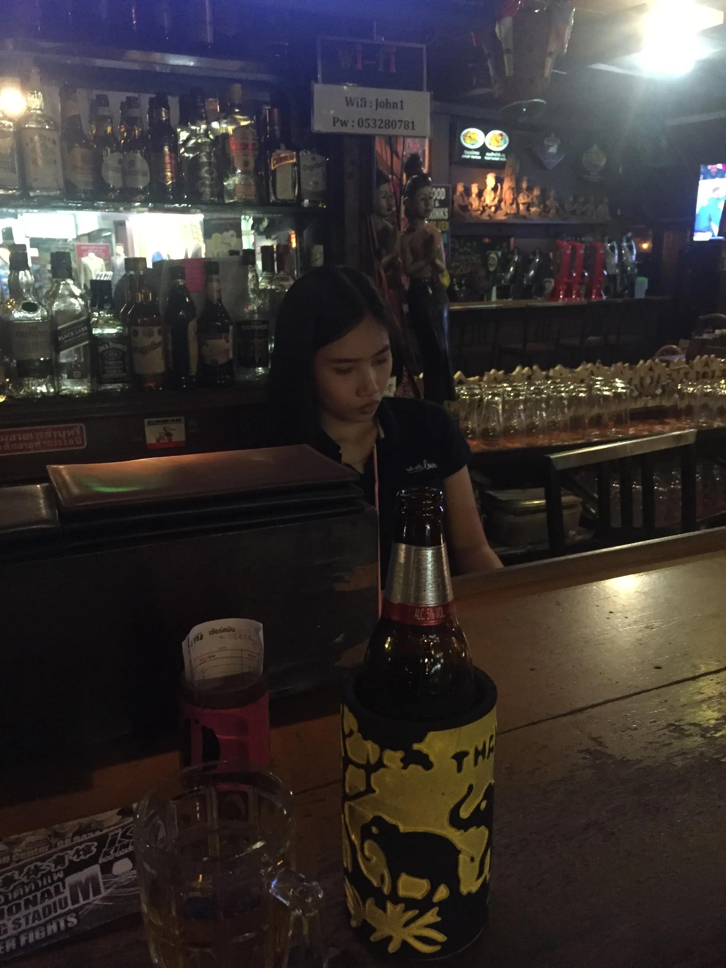 海外生活酒吧怎么样啊，海外生活酒吧怎么样啊知乎