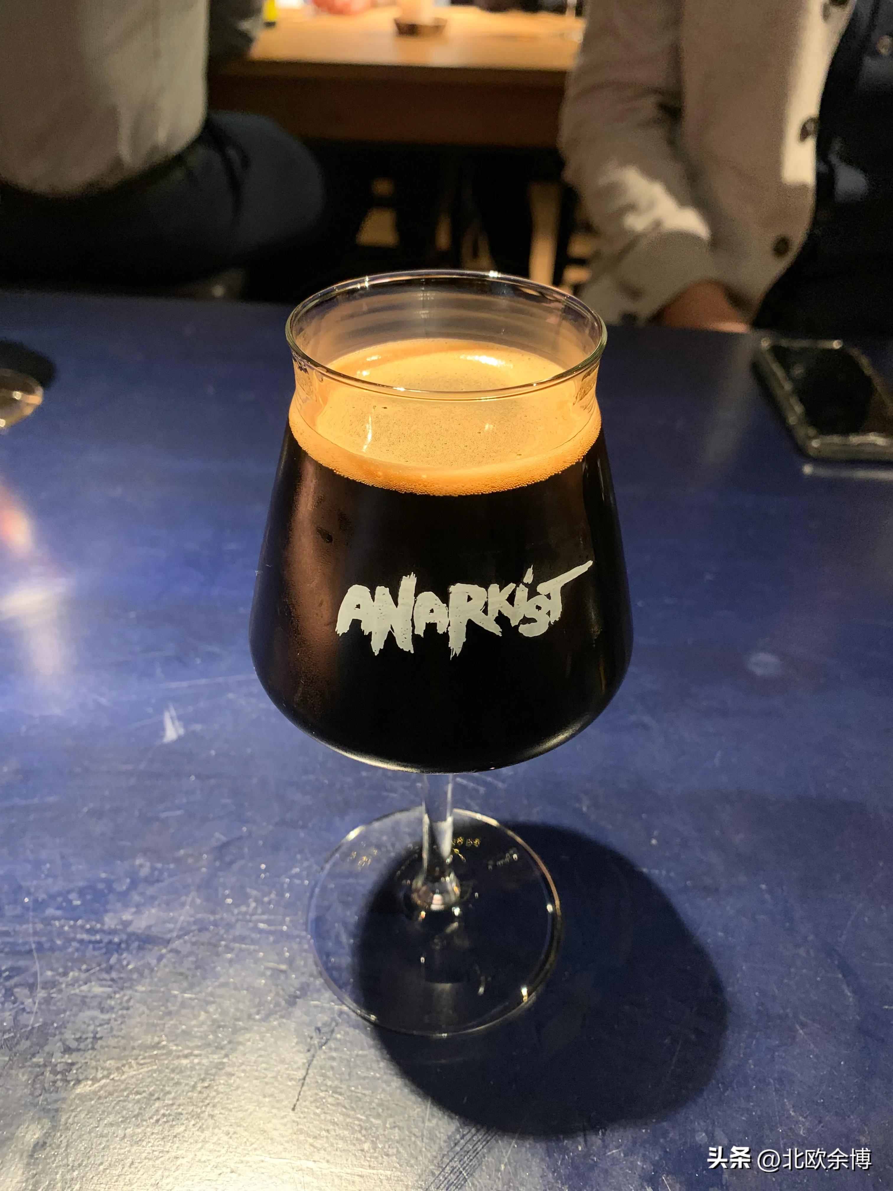 海外生活酒吧怎么样啊，海外生活酒吧怎么样啊知乎
