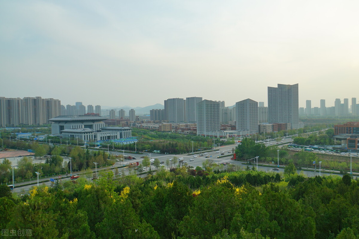 济南市雪山在哪个位置