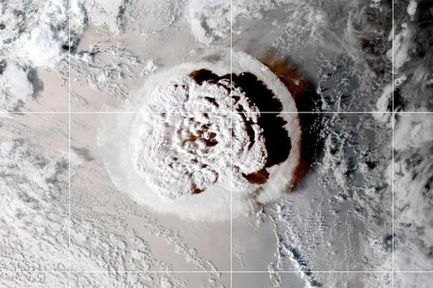 第一波海啸已抵日本（2001年日本发生过大型地震及海啸吗？）