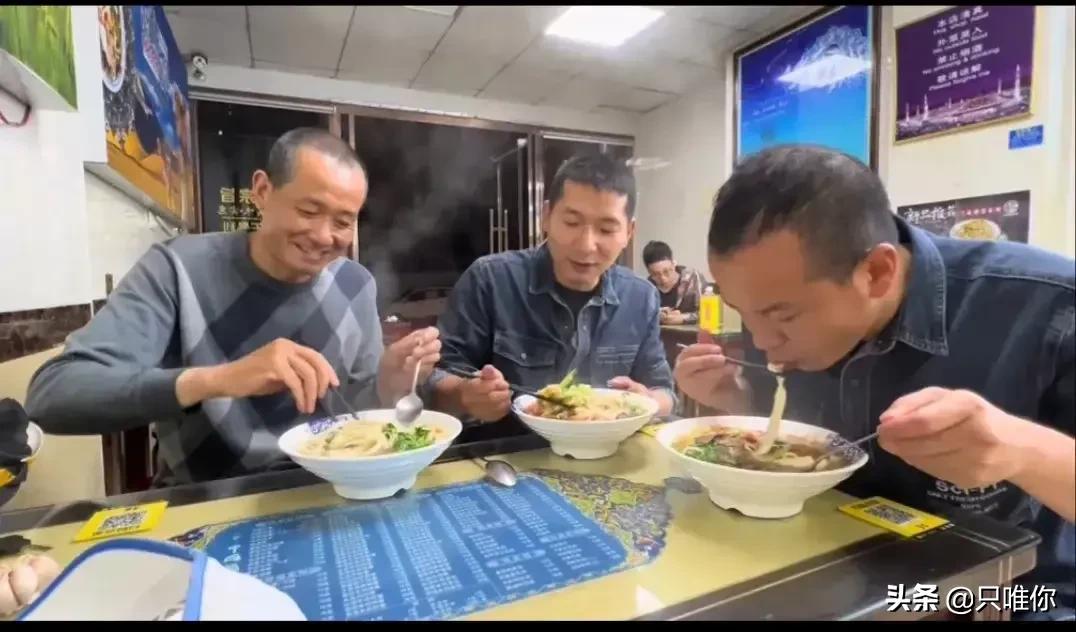 小鹿在海外生活的视频大全，小鹿在海外生活的视频大全集