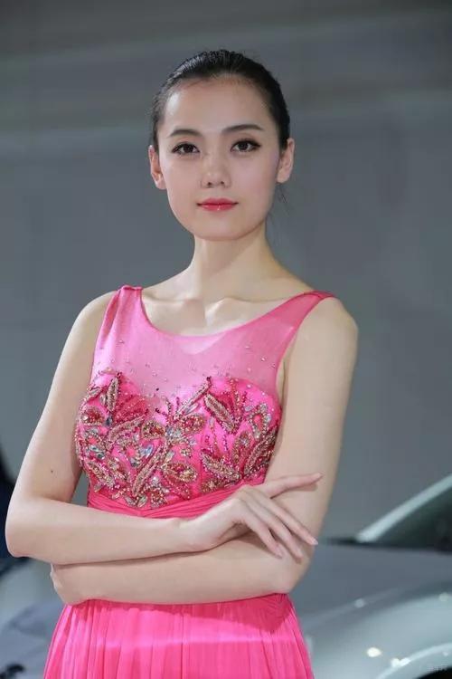 哈尔滨有哪些景点美女比较多? 哈尔滨有哪些景点美女比较多?