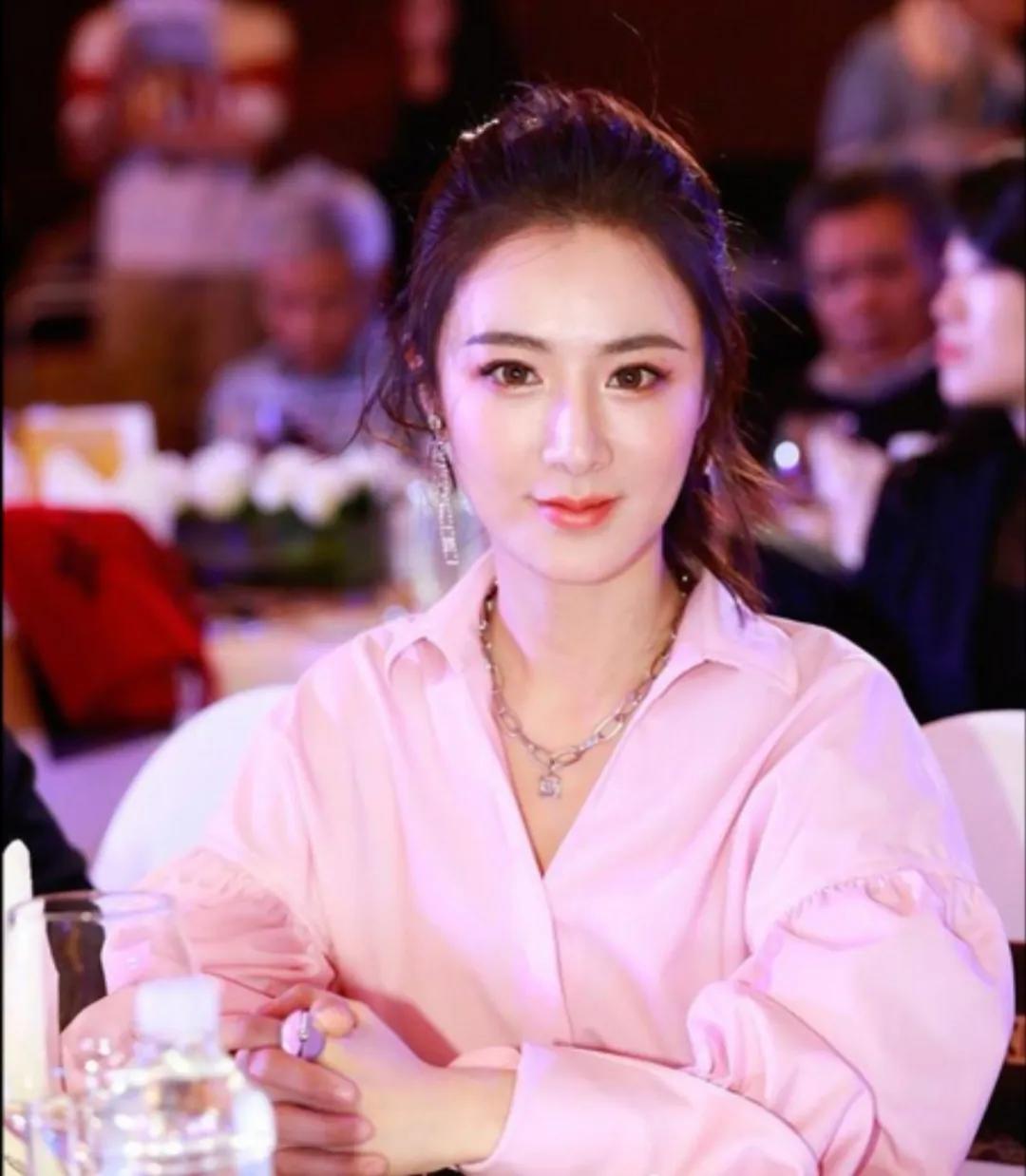 打破传言！薇娅并非因税务问题遭封锁！，