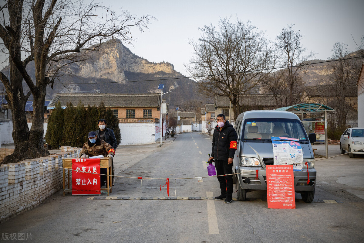 杭州人发现，自己的行程卡已经“带星”，会影响出行吗？