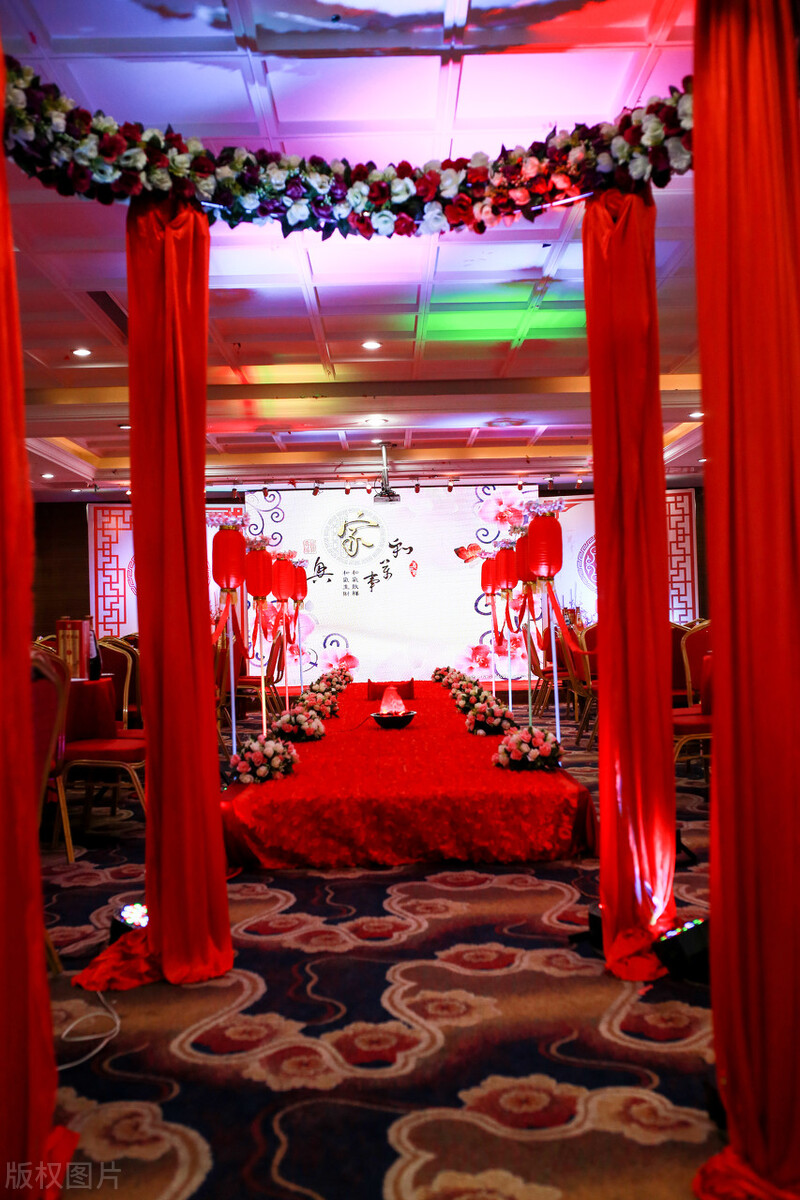 酒店结婚没婚庆好不好呢，酒店结婚没婚庆好不好呢视频