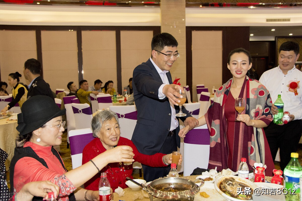 卖婚庆用品店铺赚钱吗知乎，有没有专门卖婚庆用品的