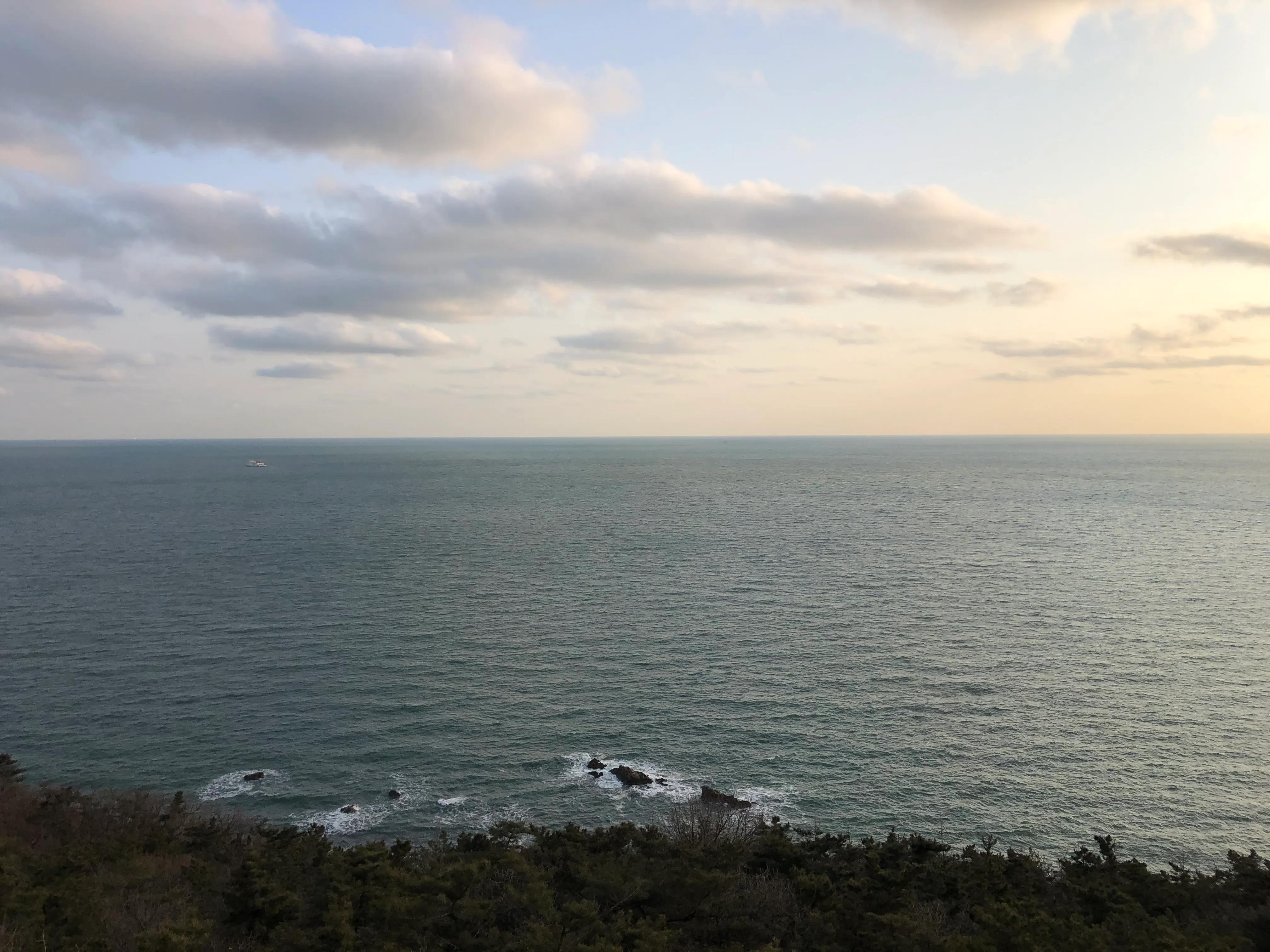 大连、青岛、宁波、厦门四个海滨城市，哪一个海边更漂亮？