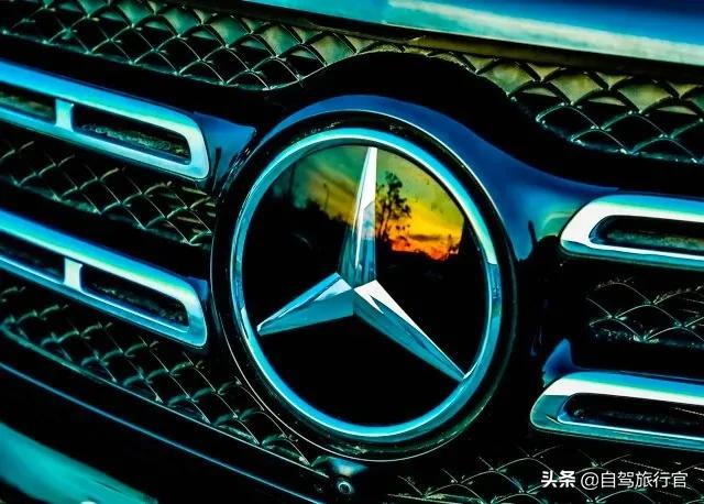 一辆奔驰车多少钱