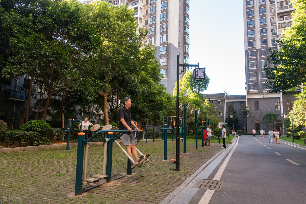海外生活带什么，海外生活带什么东西