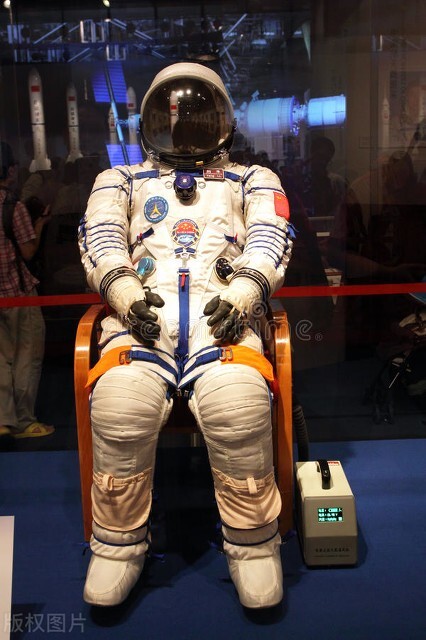 [最新中文]现代汉语词典2023年最新是哪一版？