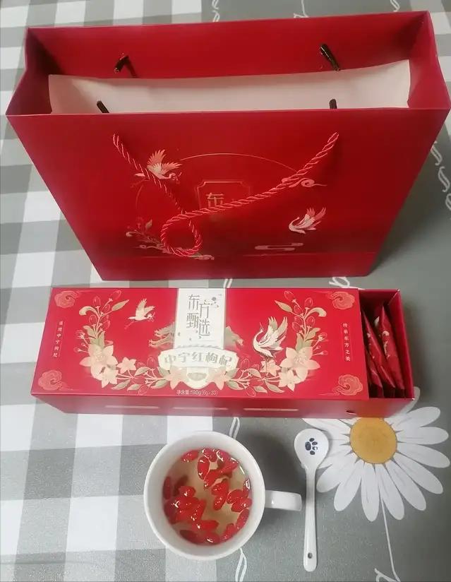 东方甄选大跌超10%