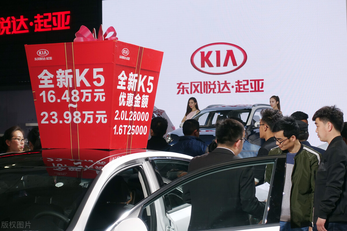 4万左右的新能源汽车，4万左右的新能源汽车一年保险多少钱