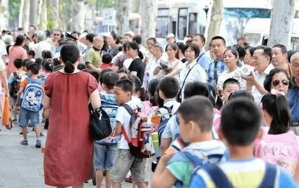 武汉大学怎么线下预约？