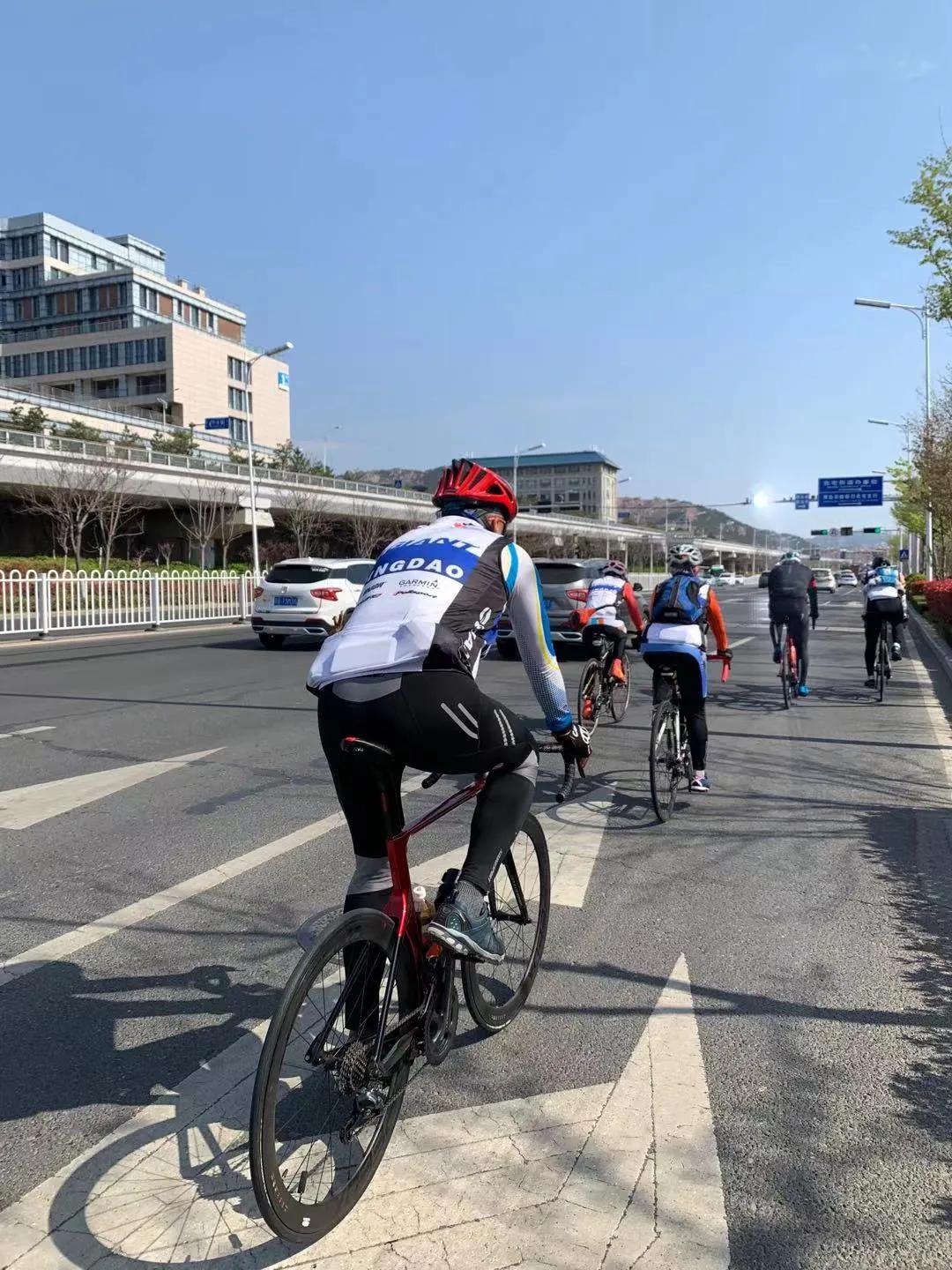 道路汽车报价,道路汽车报价标准