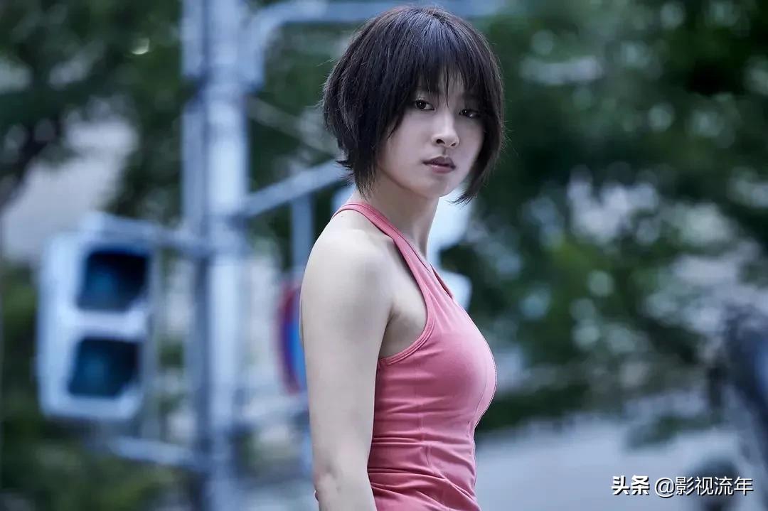 有像“鱿鱼游戏”一样的电影，或者电视剧推荐吗？