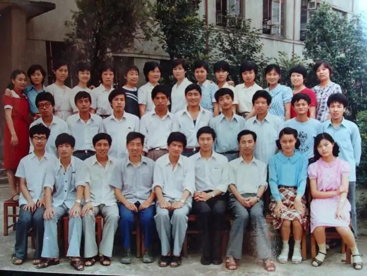 马云为什么选杭州市