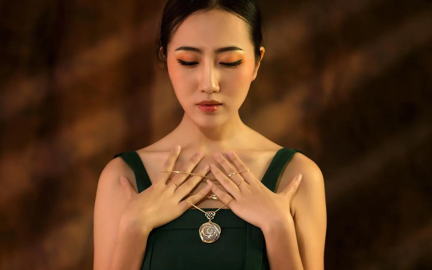 抖音直播带货真实现状？：老人被骗直播带货