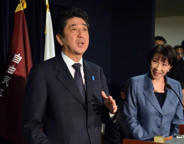 日本或有首位女首相（日本天皇可以当首相吗？）