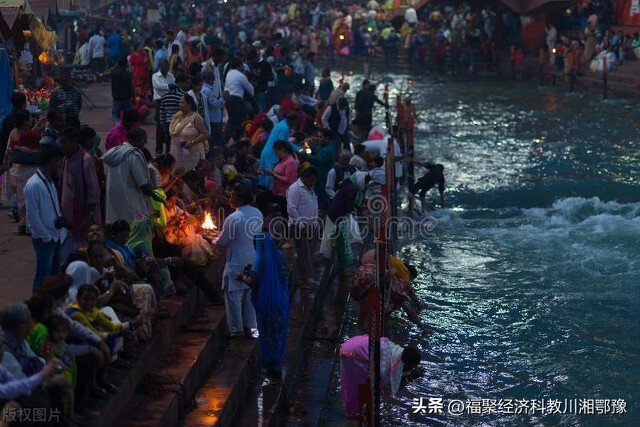 普京将在华会见莫迪