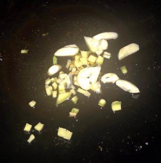 爆炒蚬子的做法