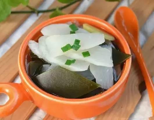 灵芝乌鸡炖花胶 灵芝乌鸡炖花胶的做法