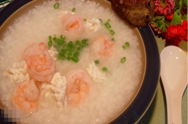 花胶炖鸡脚的功效 2026年花胶炖鸡脚的功效与禁忌 花胶炖鸡脚的功效 2026年花胶炖鸡脚的功效与禁忌