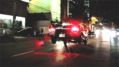 男人都想尝试这辆车，只不过一般人基本买不到