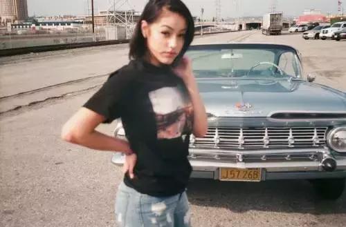 男人都想尝试这辆车，只不过一般人基本买不到