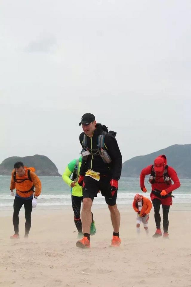 首百：Vibram HK100 伤残“兮兮 加油”抱得最后一个银人归