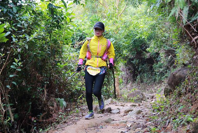 首百：Vibram HK100 伤残“兮兮 加油”抱得最后一个银人归