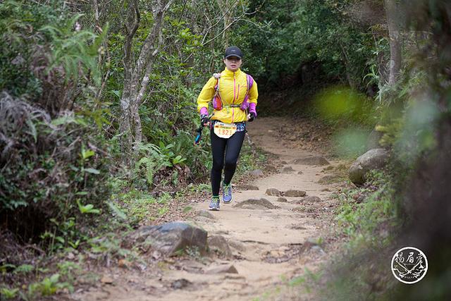 首百：Vibram HK100 伤残“兮兮 加油”抱得最后一个银人归