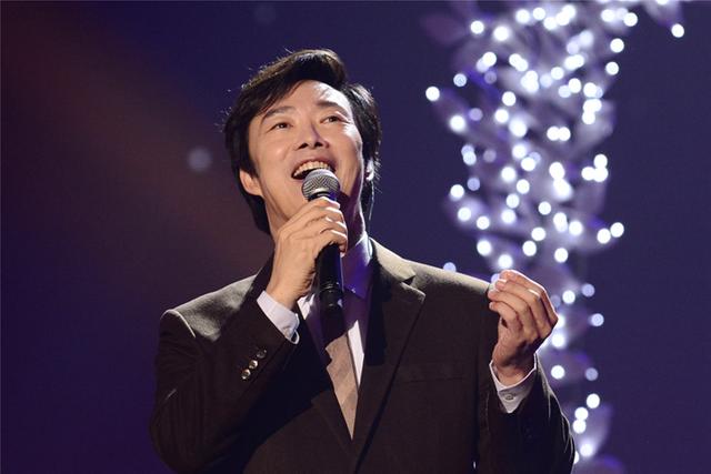 “污妖王”费玉清演唱魔性新歌《嘿嘿嘿》，助力电影《健忘村》