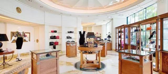 成功睡进明星“家”里去，我有门路！