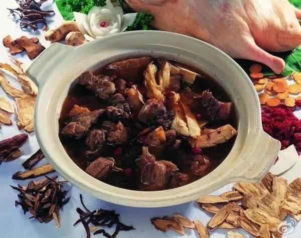 节瓜花胶瘦肉汤圆 2026年花胶瘦肉汤的做法大全