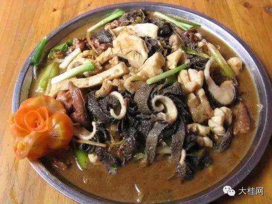 节瓜花胶瘦肉汤圆 2026年花胶瘦肉汤的做法大全