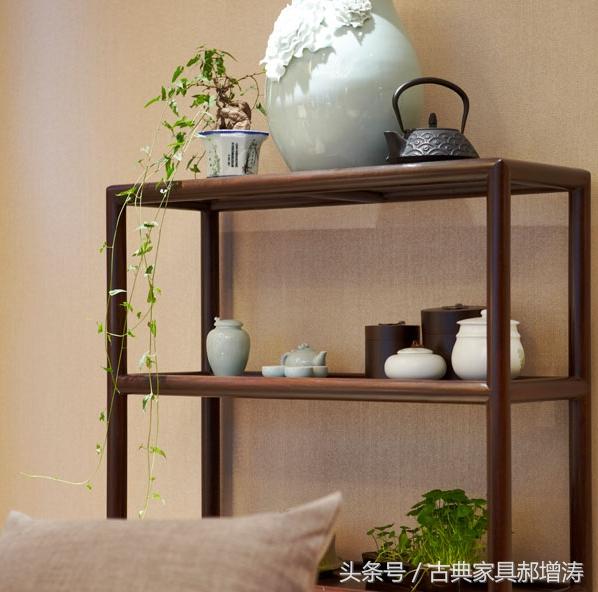 古典家具的绝佳展示平台 背景