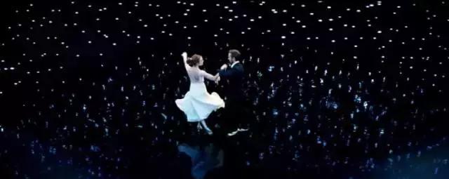 看了这个解读我感觉自己白刷了《爱乐之城》