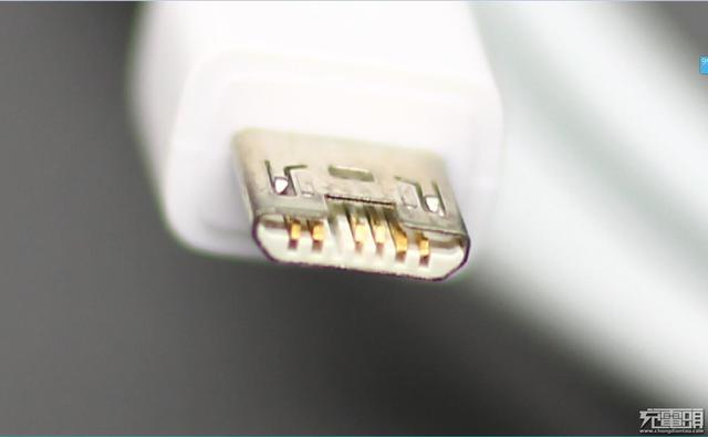 VIVO双引擎闪充的秘密 X9 Plus原装线上手评测