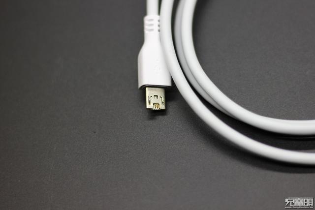VIVO双引擎闪充的秘密 X9 Plus原装线上手评测