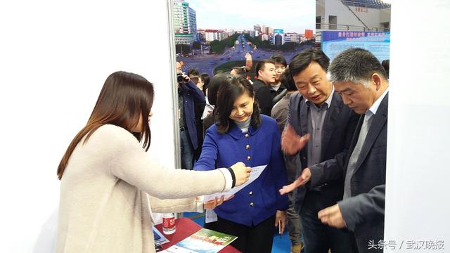 1500余人“牵手”！黄陂区携周大福、卓尔等名企“包场”揽才