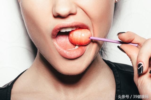 眼皮跳真的有“灾”吗？这些身体反应或是疾病征兆！