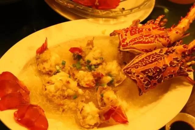 震撼首发 帕劳 S$2580/人起，粉色水母湖不再遥远